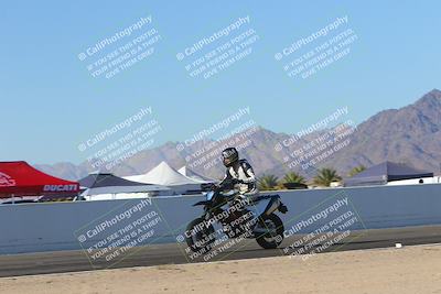 media/Nov-06-2023-Moto Forza (Mon) [[ce023d0744]]/4-Beginner Group/Session 4 (Finish Line Checker)/